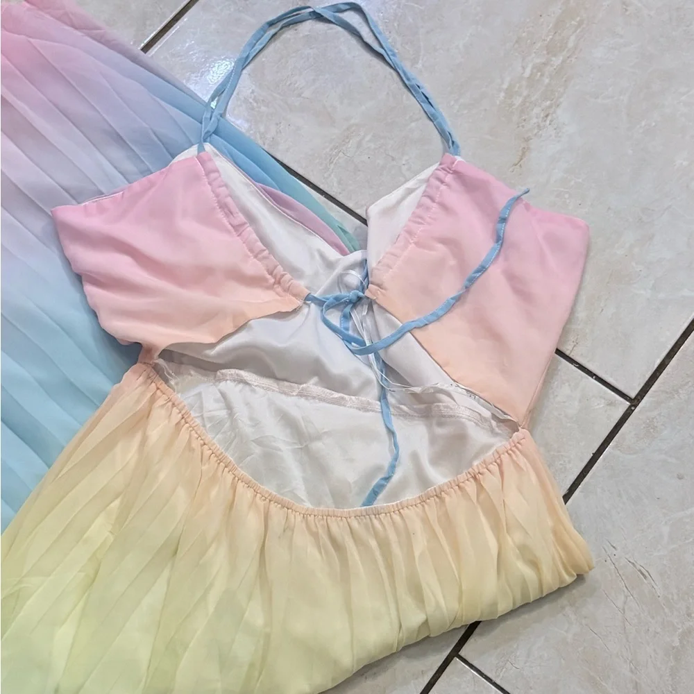 Lulu's Pastel Ombre Pleated Maxi Dress in Pink, Yellow, Blue - Picture 3 of 4